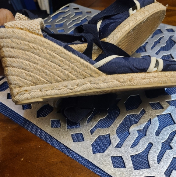 Women's Coach Wedge Heel Lace Up Espadrilles - Picture 4 of 6